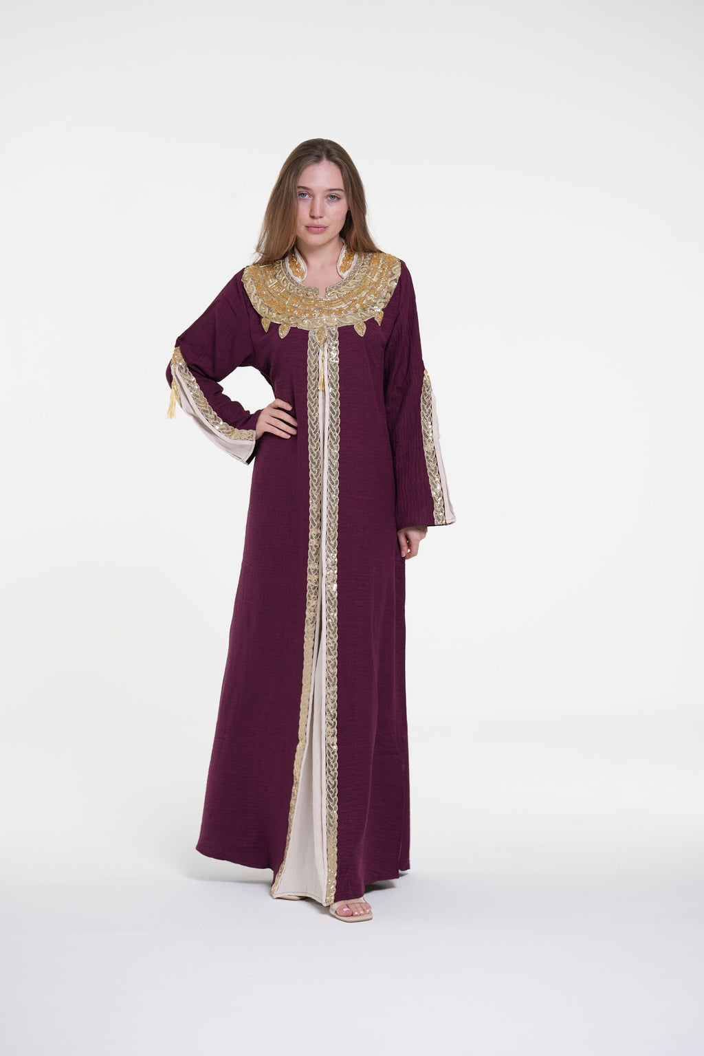 Embroidered Jalabiya with Handcrafted Details