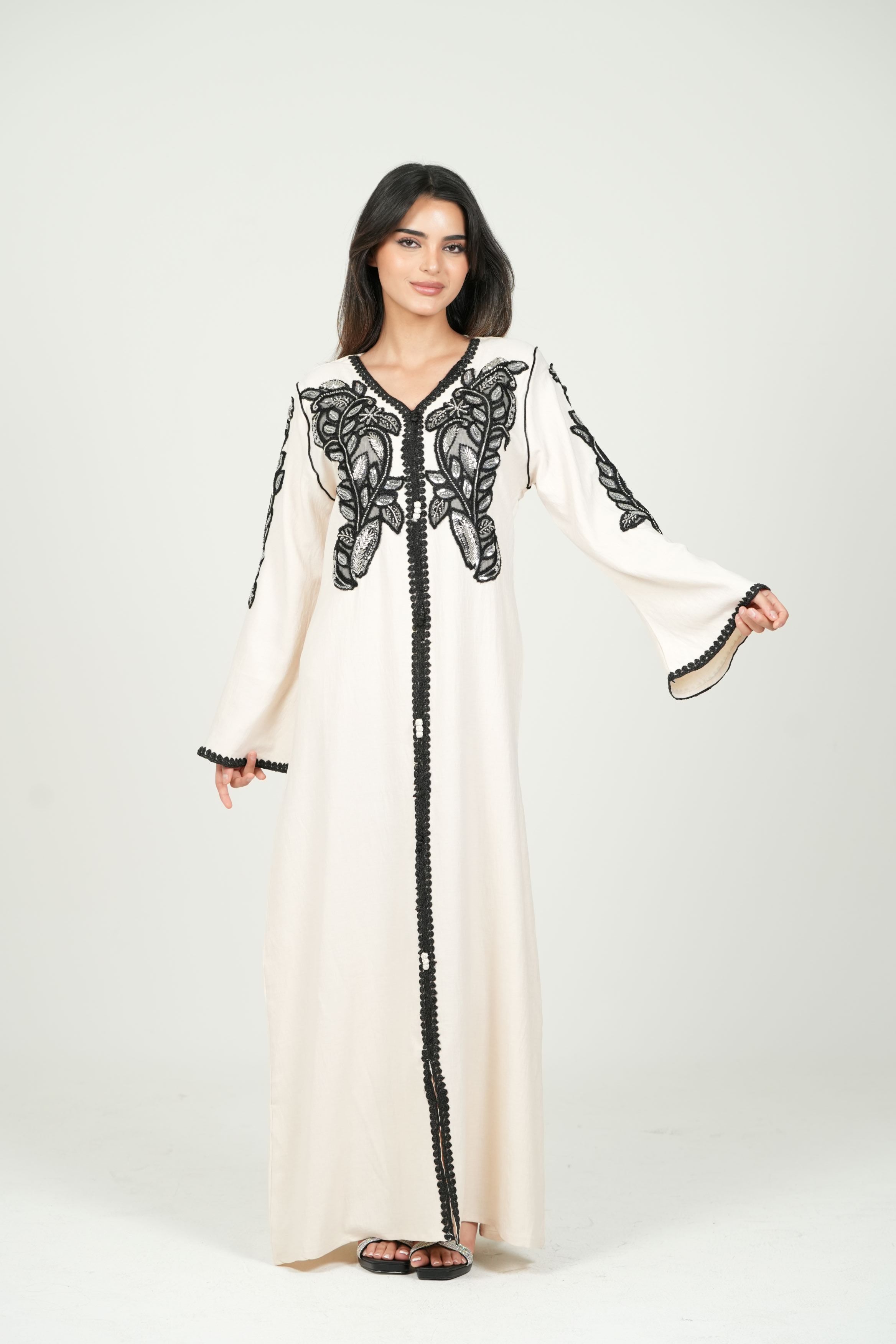 Embroidered Cotton Jalabiya with hand