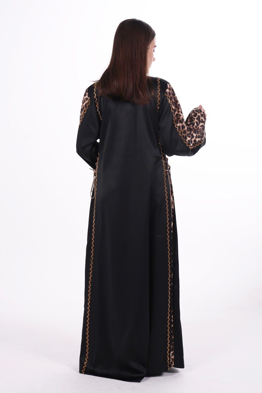 Fluid Satin Jalabiya with Tailored Details
