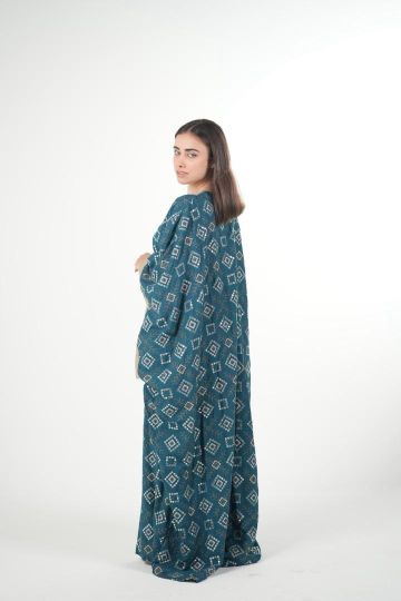 Elegant Embroidered Linen Jalabiya