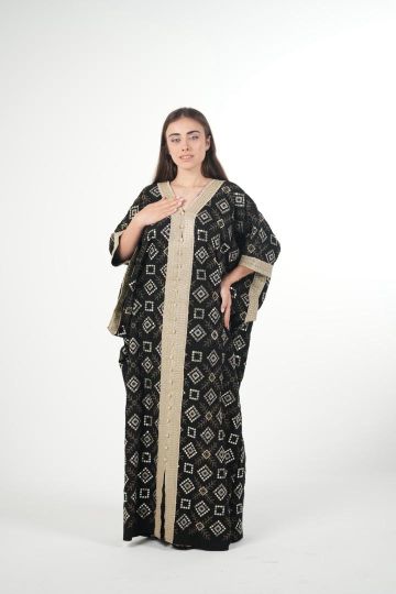 Elegant Embroidered Linen Jalabiya