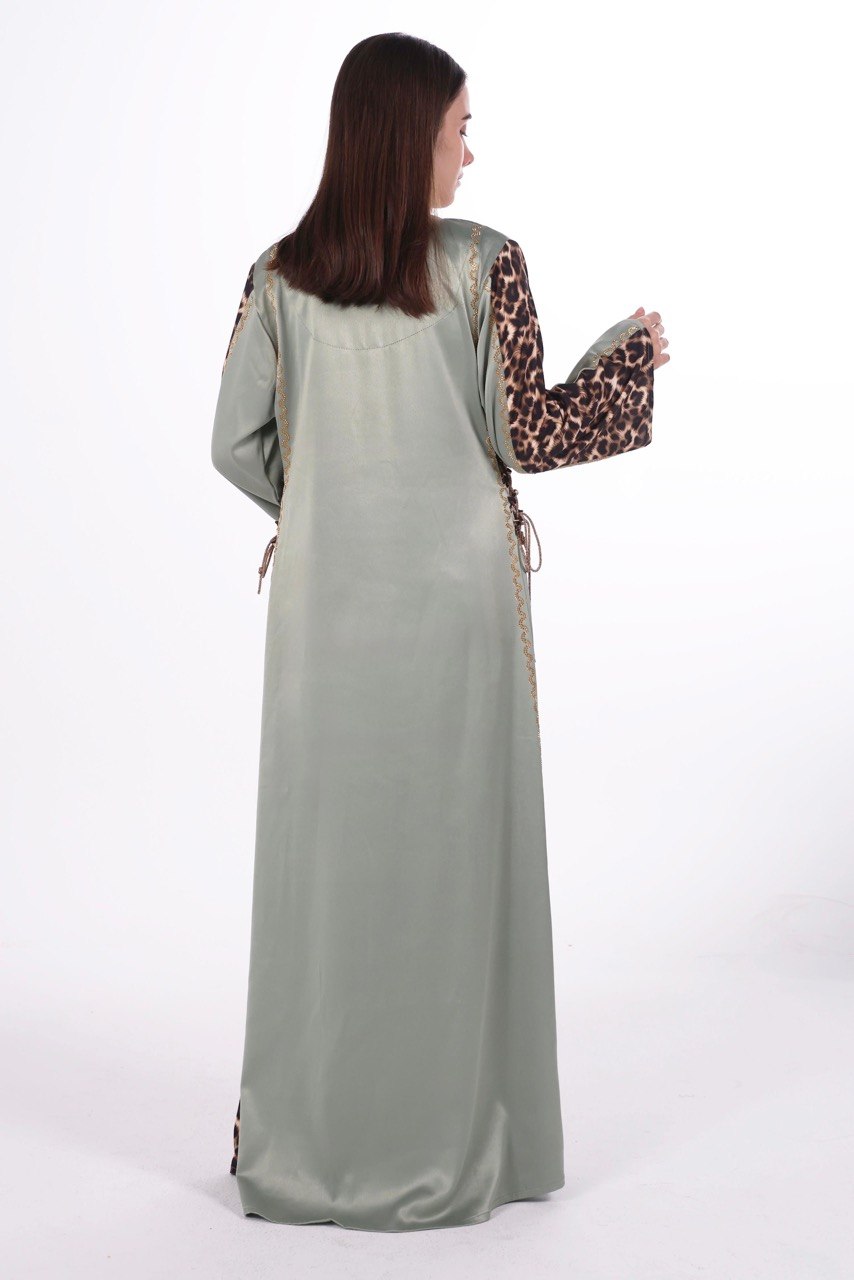Fluid Satin Jalabiya with Tailored Details