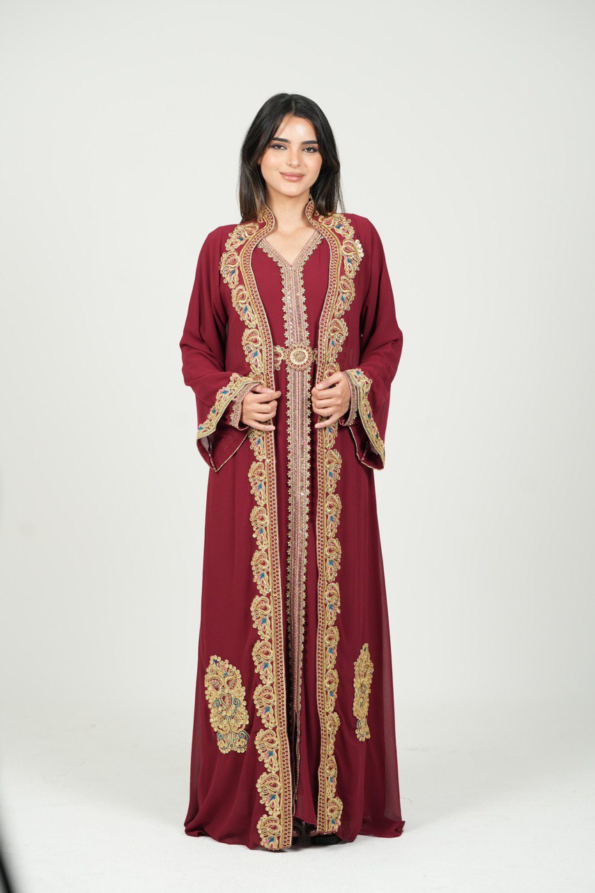 قفطان شيفون مطرز يدويًا