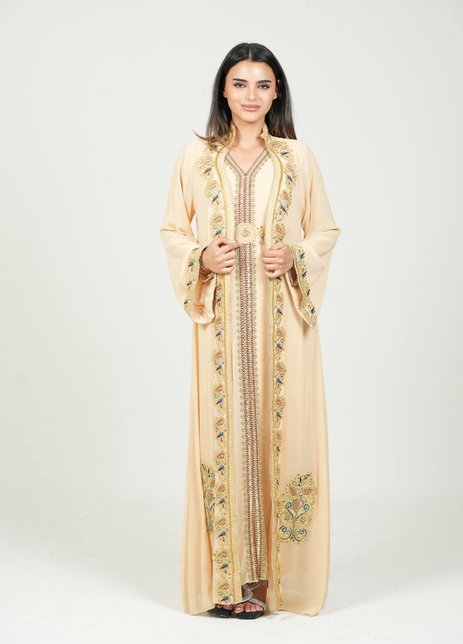 قفطان شيفون مطرز يدويًا