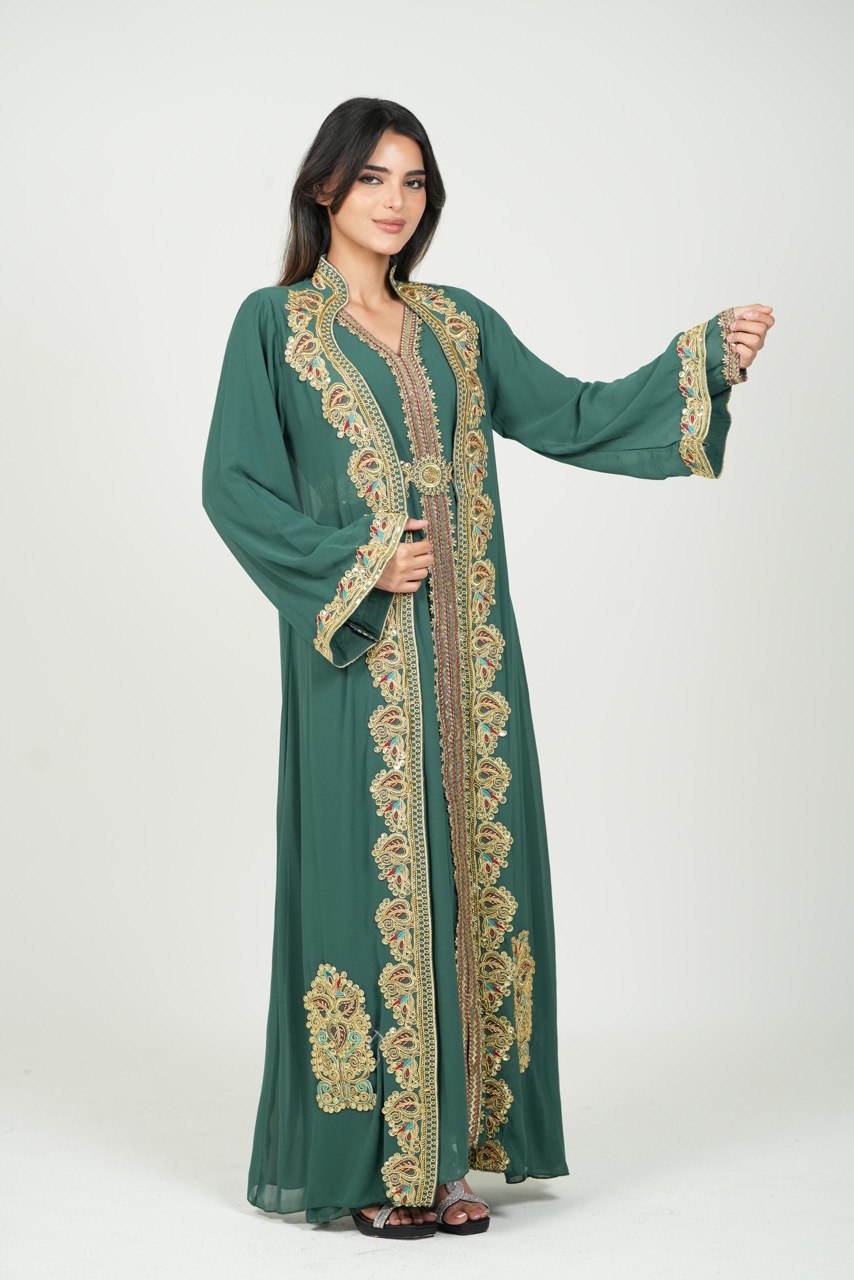 قفطان شيفون مطرز يدويًا