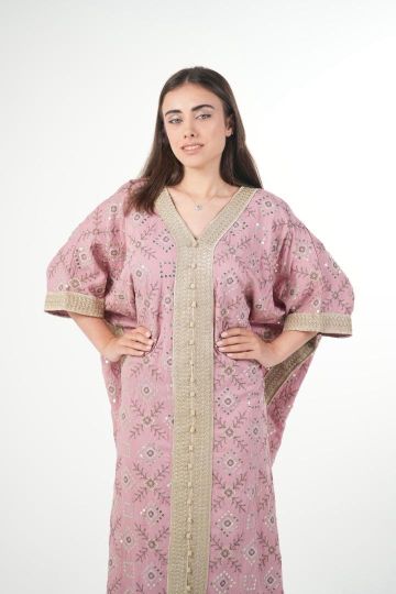 Elegant Embroidered Linen Jalabiya